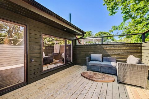 Photo 23 at 579 Palmerston Avenue, Annex, Toronto