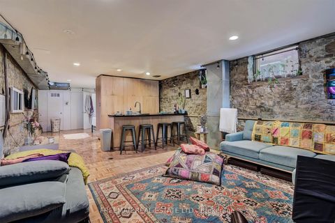 Photo 25 at 579 Palmerston Avenue, Annex, Toronto