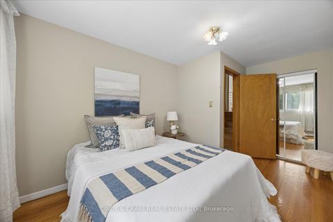 Photo 11 at 75 Lochleven Drive, Scarborough Village, Toronto