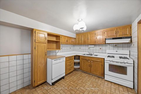 Photo 16 at 75 Lochleven Drive, Scarborough Village, Toronto