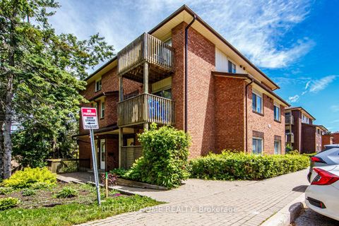 Photo 1 at 3 - 23 Meadow Lane, Ardagh, Barrie