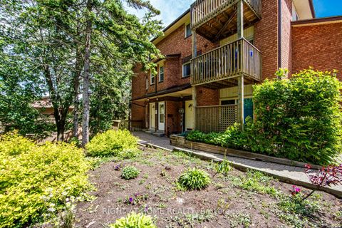 Photo 2 at 3 - 23 Meadow Lane, Ardagh, Barrie