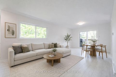 Photo 10 at 3 - 23 Meadow Lane, Ardagh, Barrie