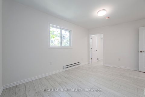 Photo 27 at 3 - 23 Meadow Lane, Ardagh, Barrie