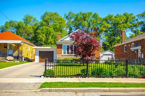 Photo 1 at 237 Ellington Drive, Maryvale, Toronto