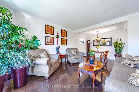 Photo 9 at 237 Ellington Drive, Maryvale, Toronto