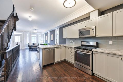 Photo 10 at 2833 St. Clair Avenue E, Parkview, Toronto