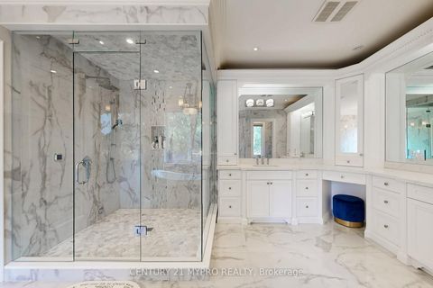Photo 21 at 36 Farrington Drive, Windfields, Toronto