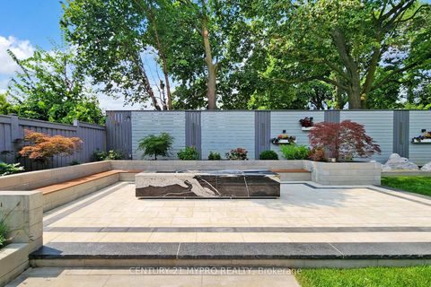 Photo 45 at 36 Farrington Drive, Windfields, Toronto