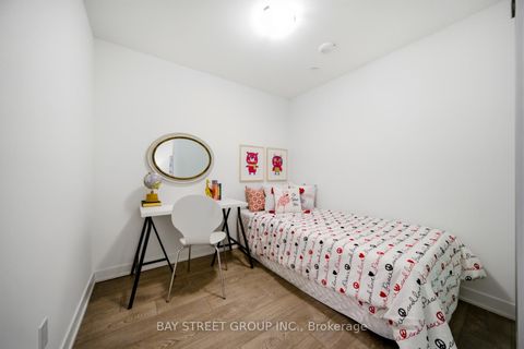 Photo 15 at 701 - 543 Richmond Street W, Waterfront Communities C1, Toronto