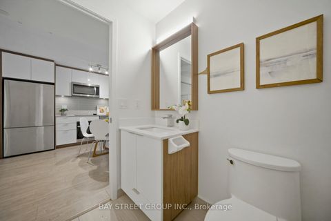 Photo 25 at 701 - 543 Richmond Street W, Waterfront Communities C1, Toronto