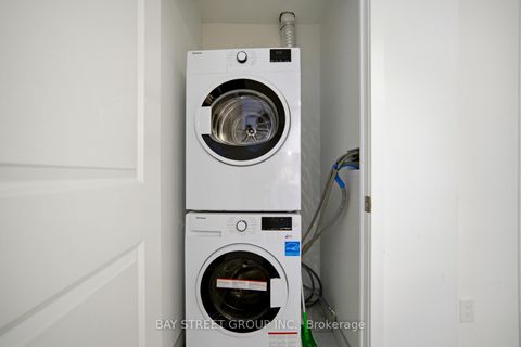 Photo 26 at 701 - 543 Richmond Street W, Waterfront Communities C1, Toronto