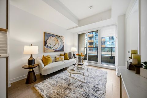 Photo 27 at 701 - 543 Richmond Street W, Waterfront Communities C1, Toronto