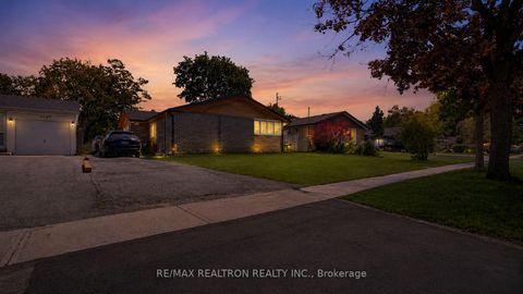 Photo 1 at 107 Kirker Avenue, Woburn, Toronto