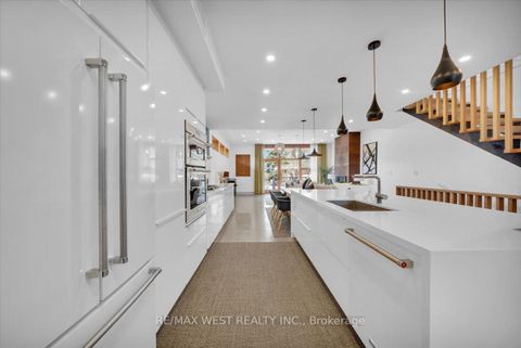 Photo 11 at 38 Smithfield Drive, Queensway, Toronto