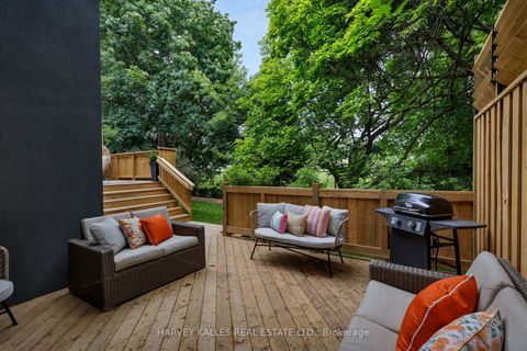 Photo 15 at 90 Great Oak Drive, Rosethorn, Toronto