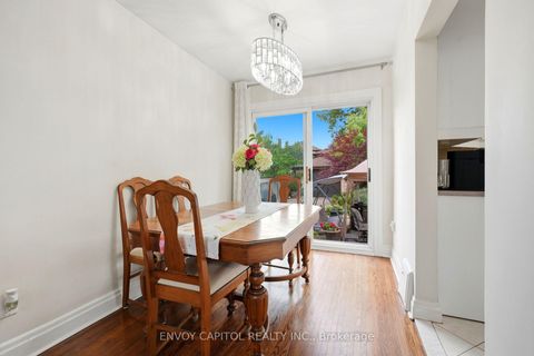 Photo 8 at 26 Deevale Road, CFB, Toronto