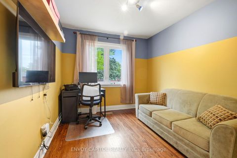 Photo 20 at 26 Deevale Road, CFB, Toronto