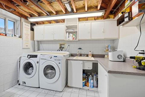 Photo 29 at 26 Deevale Road, CFB, Toronto