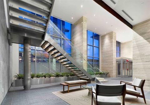 Photo 4 at 2009 - 15 Iceboat Terrace, Waterfront Communities C1, Toronto