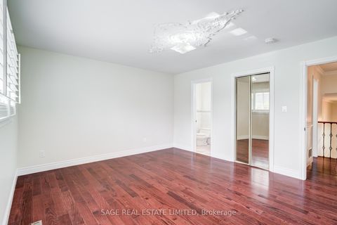 Photo 15 at 40 Beamsville Drive, L'Amoreaux, Toronto