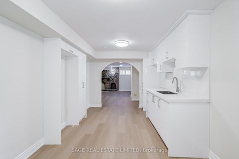 Photo 36 at 40 Beamsville Drive, L'Amoreaux, Toronto