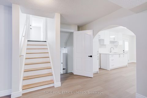 Photo 37 at 40 Beamsville Drive, L'Amoreaux, Toronto