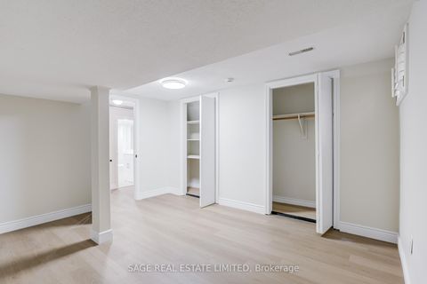 Photo 40 at 40 Beamsville Drive, L'Amoreaux, Toronto