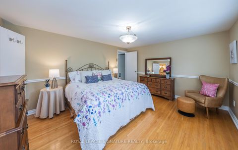 Photo 21 at 2 Gablehurst Crescent, Sullivan, Toronto