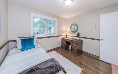 Photo 25 at 2 Gablehurst Crescent, Sullivan, Toronto