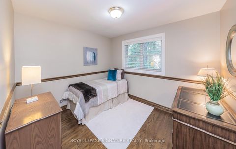 Photo 26 at 2 Gablehurst Crescent, Sullivan, Toronto