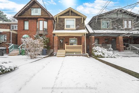 Photo 2 at 7 Arundel Avenue, Danforth, Toronto