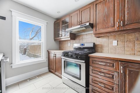 Photo 21 at 7 Arundel Avenue, Danforth, Toronto