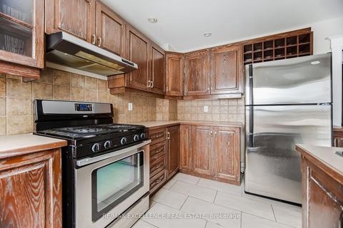 Photo 23 at 7 Arundel Avenue, Danforth, Toronto