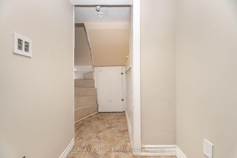 Photo 35 at 7 Arundel Avenue, Danforth, Toronto