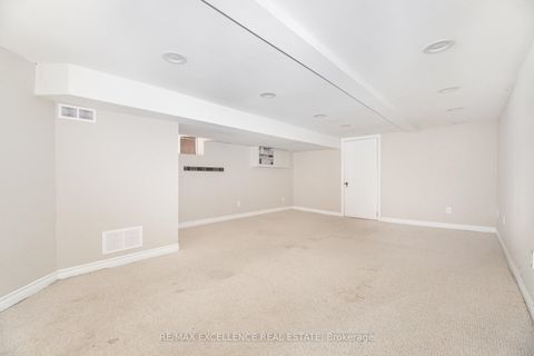 Photo 37 at 7 Arundel Avenue, Danforth, Toronto