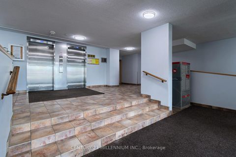 Photo 7 at 210 - 10 Tapscott Cross, Malvern, Toronto
