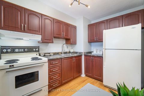 Photo 10 at 210 - 10 Tapscott Cross, Malvern, Toronto