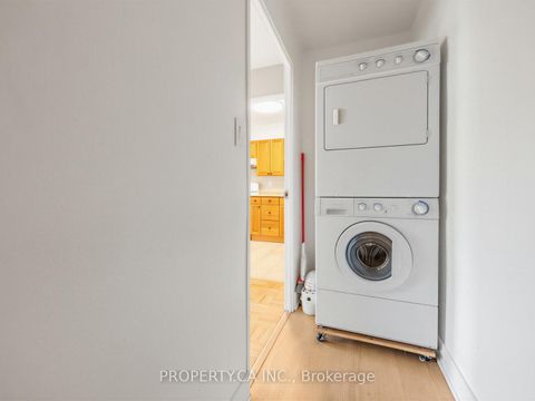 Photo 23 at 708 - 10 Edgecliff Golfway, Flemingdon Park, Toronto