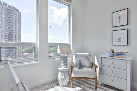 Photo 20 at 701 - 500 St Clair Avenue W, Forest Hill South, Toronto