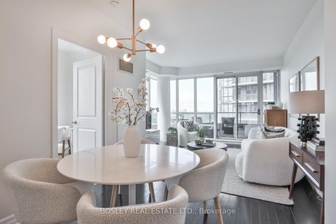 Photo 22 at 701 - 500 St Clair Avenue W, Forest Hill South, Toronto