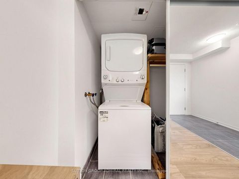 Photo 16 at 1039 - 60 Heintzman Street, Junction Area, Toronto