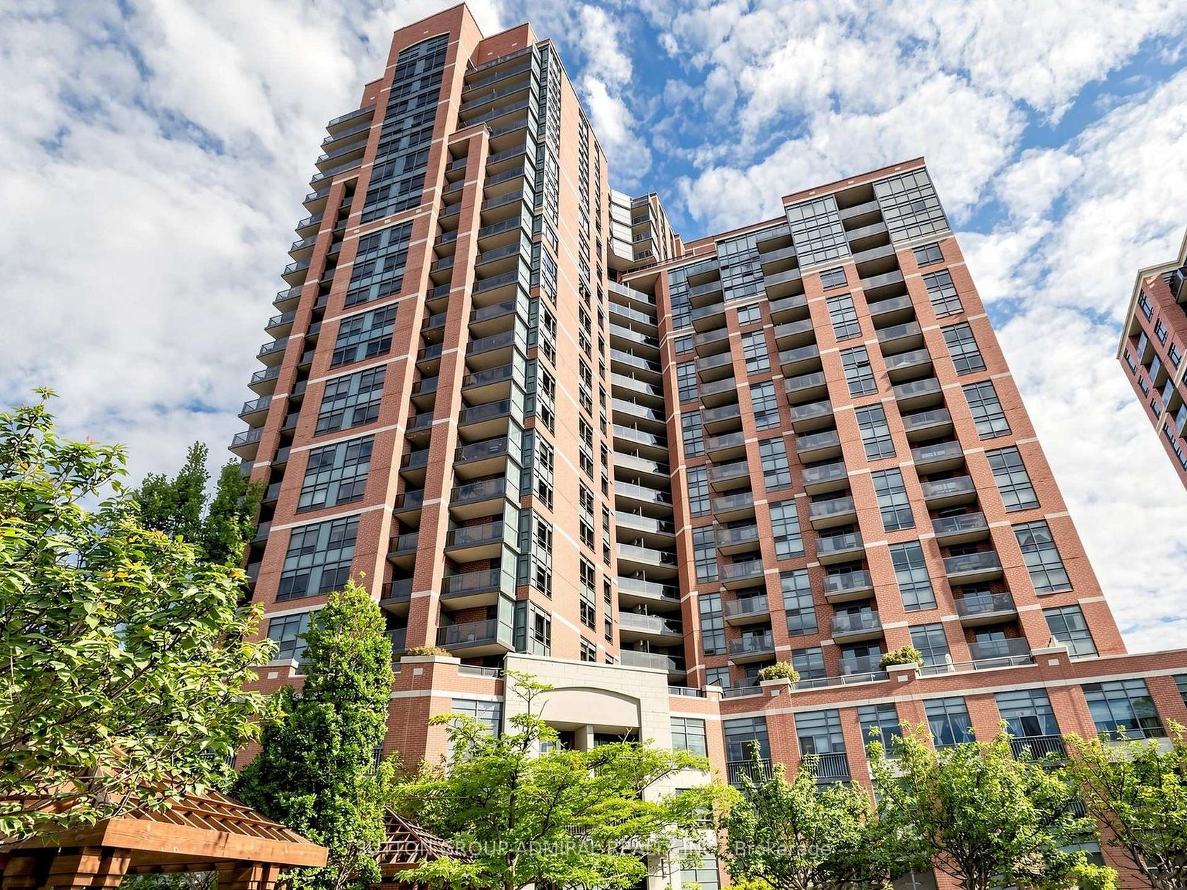 1039 - 60 Heintzman Street, Junction Area, Toronto 