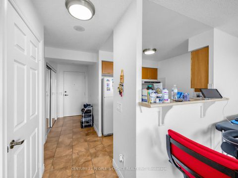 Photo 6 at 1019 - 700 Humberwood Boulevard, Kipling, Toronto