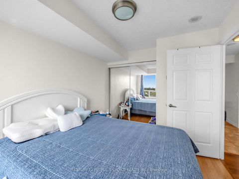 Photo 10 at 1019 - 700 Humberwood Boulevard, Kipling, Toronto