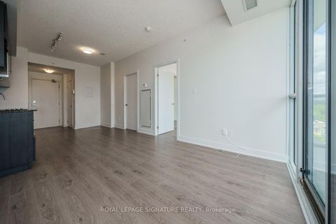 Photo 10 at 1017 - 99 The Donway, Don Mills, Toronto