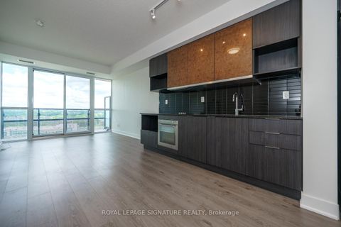 Photo 15 at 1017 - 99 The Donway, Don Mills, Toronto