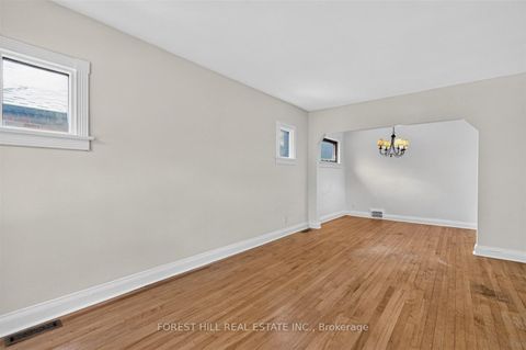 Photo 3 at 73 Dunington Drive, Cliffside, Toronto