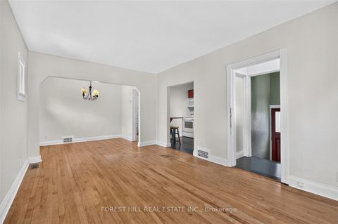 Photo 4 at 73 Dunington Drive, Cliffside, Toronto