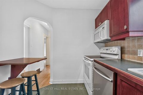 Photo 11 at 73 Dunington Drive, Cliffside, Toronto